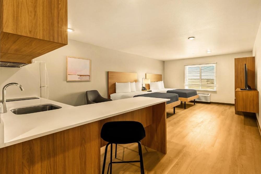 Queen Suite